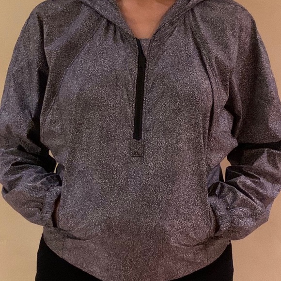 lululemon cropped windbreaker